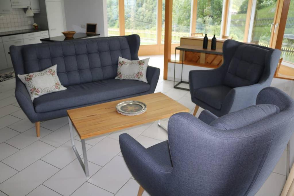 Ferienwohnung Fuer 5 Personen In Cumpadials, Inmitten Der Surselva Sumvitg Extérieur photo